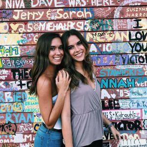 Meet your Posher, Dana